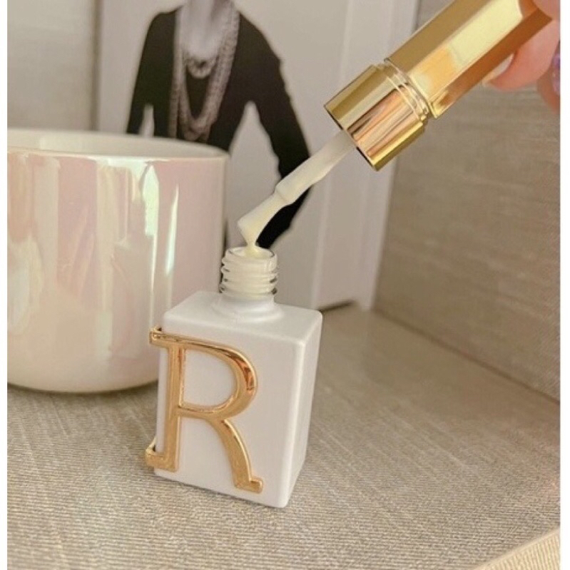 Sơn trắng sữa chua chữ CR/ sơn trắng sữa chữ CR hottrend