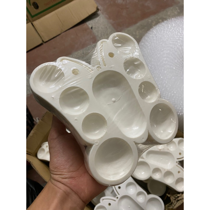 KHAY PHA MÀU NƯỚC hình cánh bướm