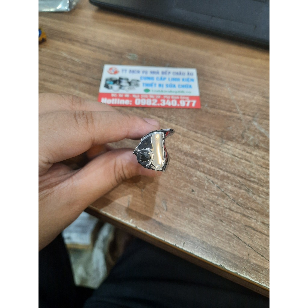 Lẫy nồi cơm điện Panasonic 67mm