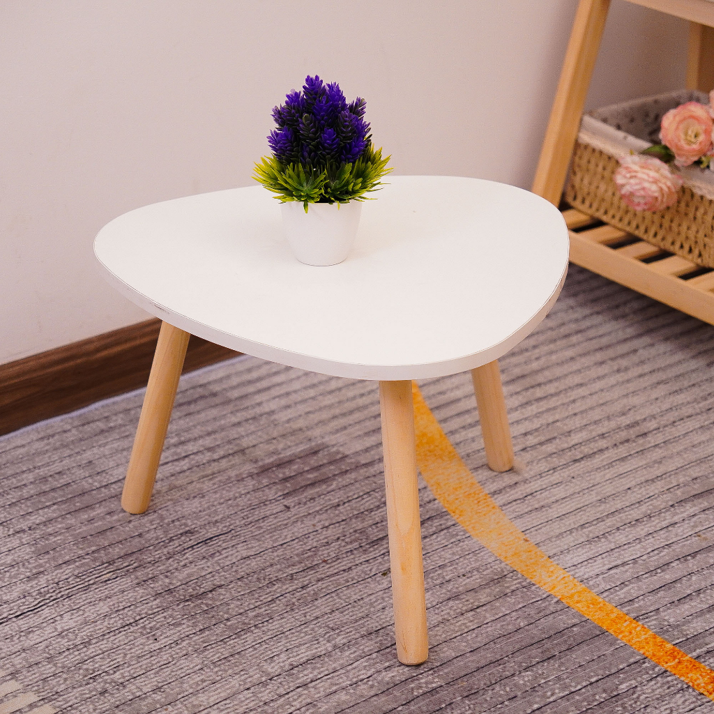 Bàn trà sofa mặt tam giác, bàn cafe, làm việc chân gỗ tự nhiên, mặt trắng phong cách sang trọng - DORIS ACCESSORIES