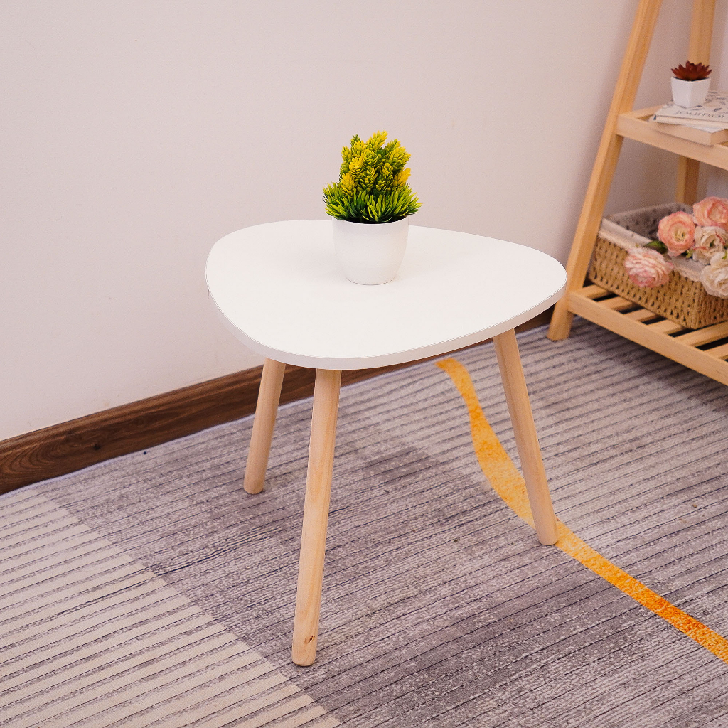 Bàn trà sofa mặt tam giác, bàn cafe, làm việc chân gỗ tự nhiên, mặt trắng phong cách sang trọng - DORIS ACCESSORIES