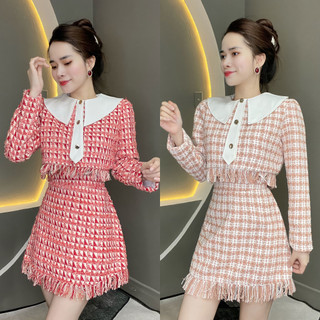 Set dạ thiết kế thanh tự cổ bèo đính cúc tay dài phối chân váy - t1440