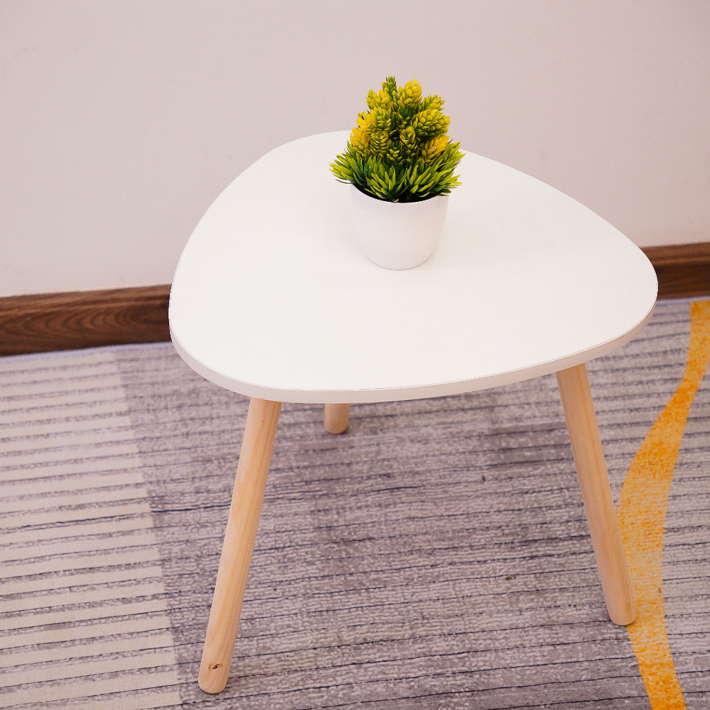 Bàn trà sofa mặt tam giác, bàn cafe, làm việc chân gỗ tự nhiên, mặt trắng phong cách sang trọng - DORIS ACCESSORIES