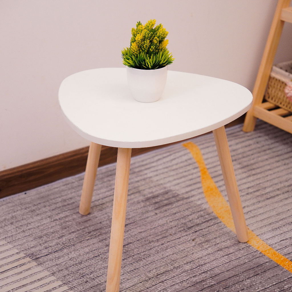 Bàn trà sofa mặt tam giác, bàn cafe, làm việc chân gỗ tự nhiên, mặt trắng phong cách sang trọng - DORIS ACCESSORIES