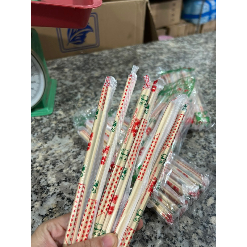 Đũa tre tiệt trùng đóng gói an toàn vệ sinh