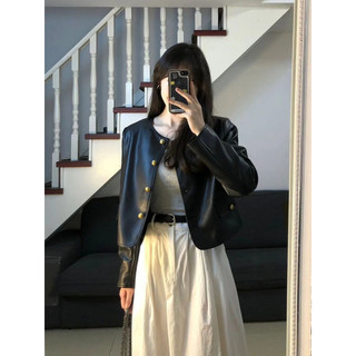 Áo khoác da dáng croptop Jinoz Local Brand màu đen kiểu dáng basic chất liệu da Pu NewArrival 2023