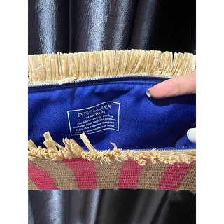 [GIFT] Túi đựng mỹ phẩm Ét-te lauder