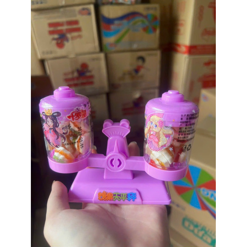 Sỉ vỉ kẹo dẻo hình chiếc cân