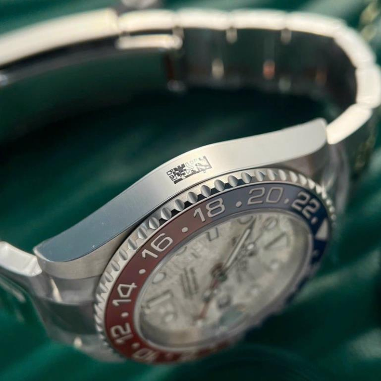 Rolex GMT Pepsi mặt số thiên thạch - Nhà Máy C+ Phiên Bản Cao Nhất - Bảo Hành 2 năm Babu