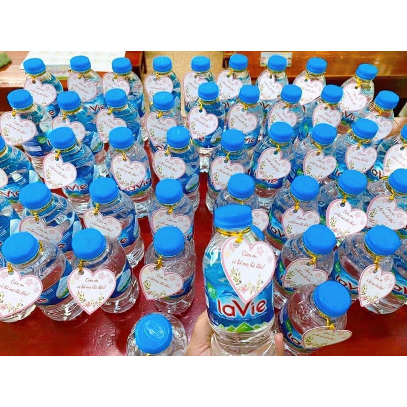 Tag gắn chai nước kèm dây cước