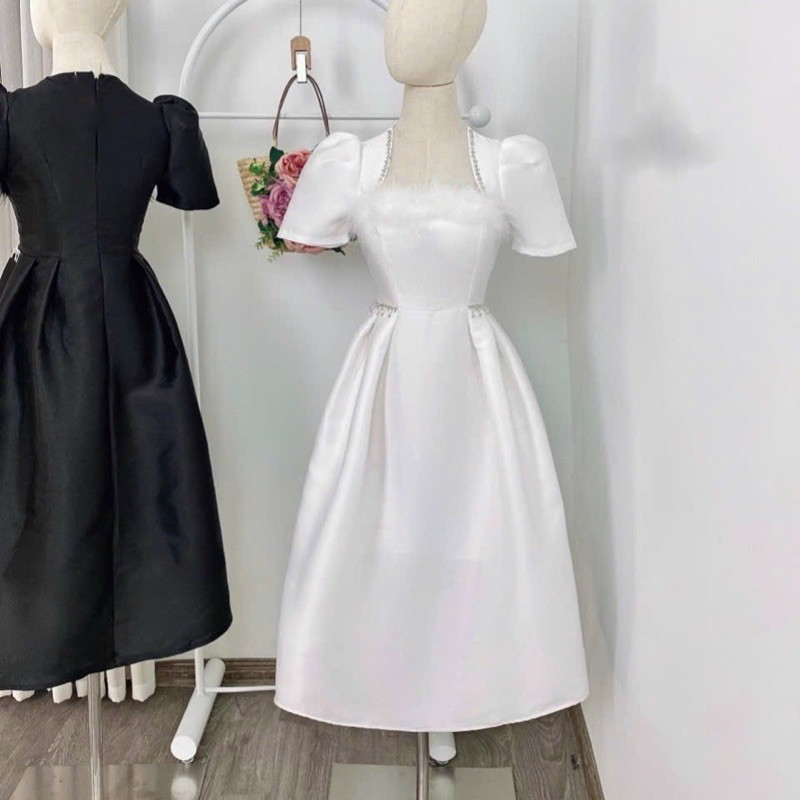 Váy tapta dài cổ vát viền đá phối lông