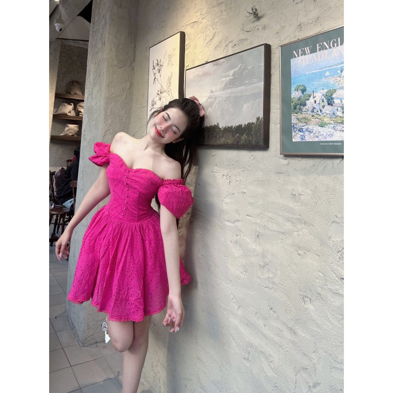 _ Đầm xô đục lỗ cánh tiên tay con nút bọc