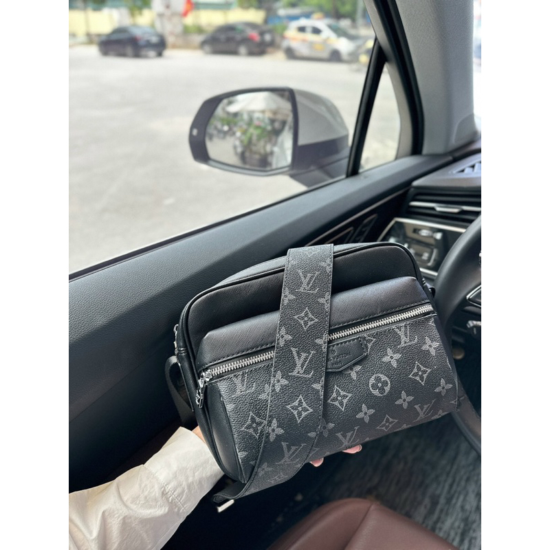 Lv outdoor messenger super size 25 hàng fullbox nguyên seal
