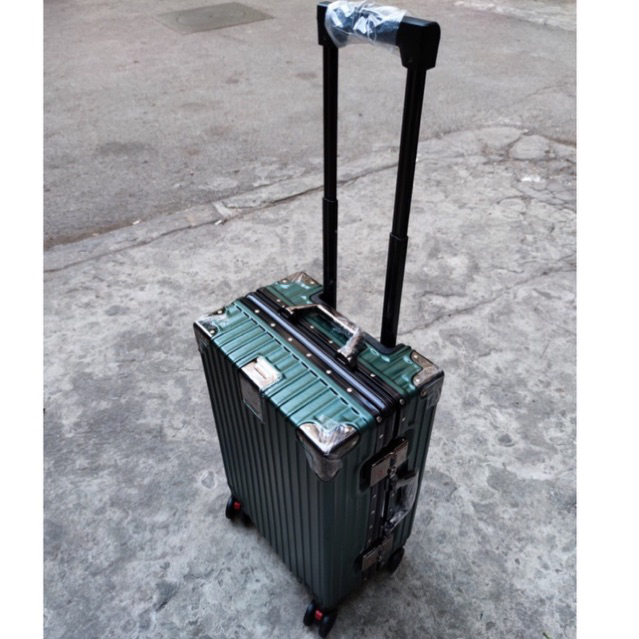 Vali KHUNG NHÔM khoá sập chống va đập, khoá số sập sử dụng mật mã - Size 20/24 inch