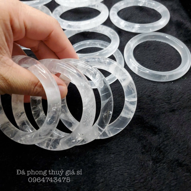 Vòng tay lắc tay đá thach anh trắng bản đũa siêu đẹp kích thước 50-59mm tặng kèm hộp gấm cao cấp khi mua
