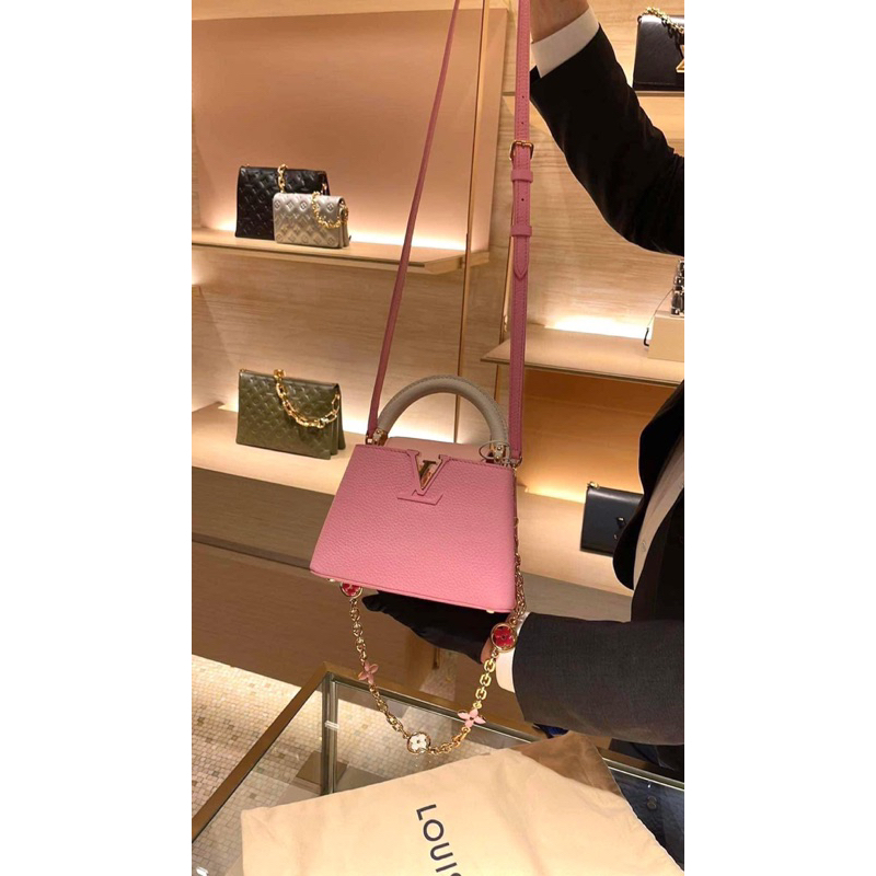 LV CAPUCINES KINI HỒNG ROSE Size 21cm tặng kèm khăn túi fullbox vip