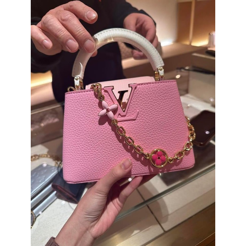 LV CAPUCINES KINI HỒNG ROSE Size 21cm tặng kèm khăn túi fullbox vip