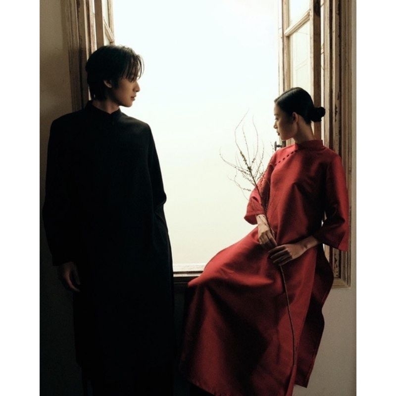 Áo dài đỏ nữ form rộng tafta- áo dài nam form dài
nữ tafta đô tươi