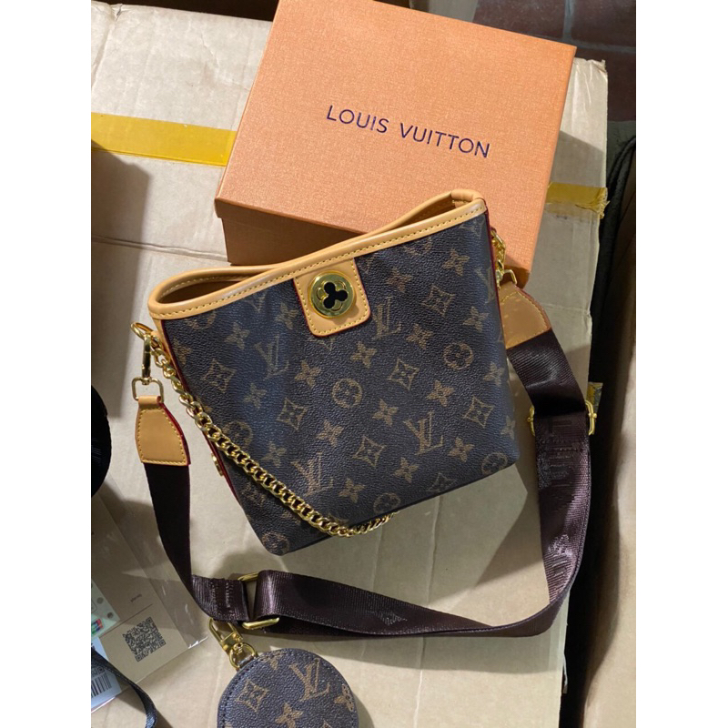 Túi Xách Nữ CD Size 21cm Đeo Chéo Hàng fullbox Nguyên Siu Siêu Đẹp