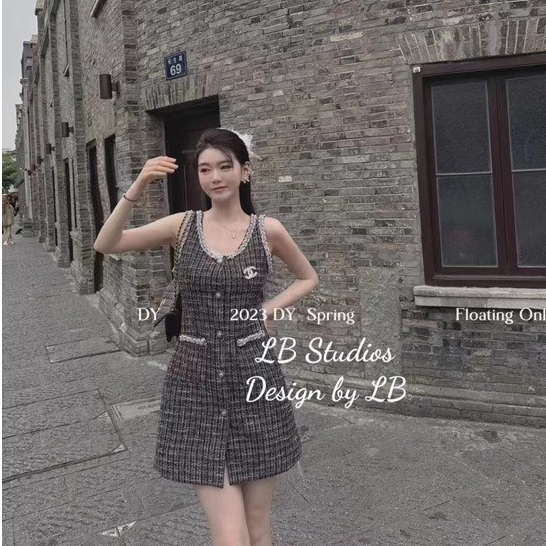 Váy Dạ Sát Nách Caro Viền Nhũ Dây Kết Chaneo Đầm Dạ Tweed Cúc Dọc Kèm Tag Freesize