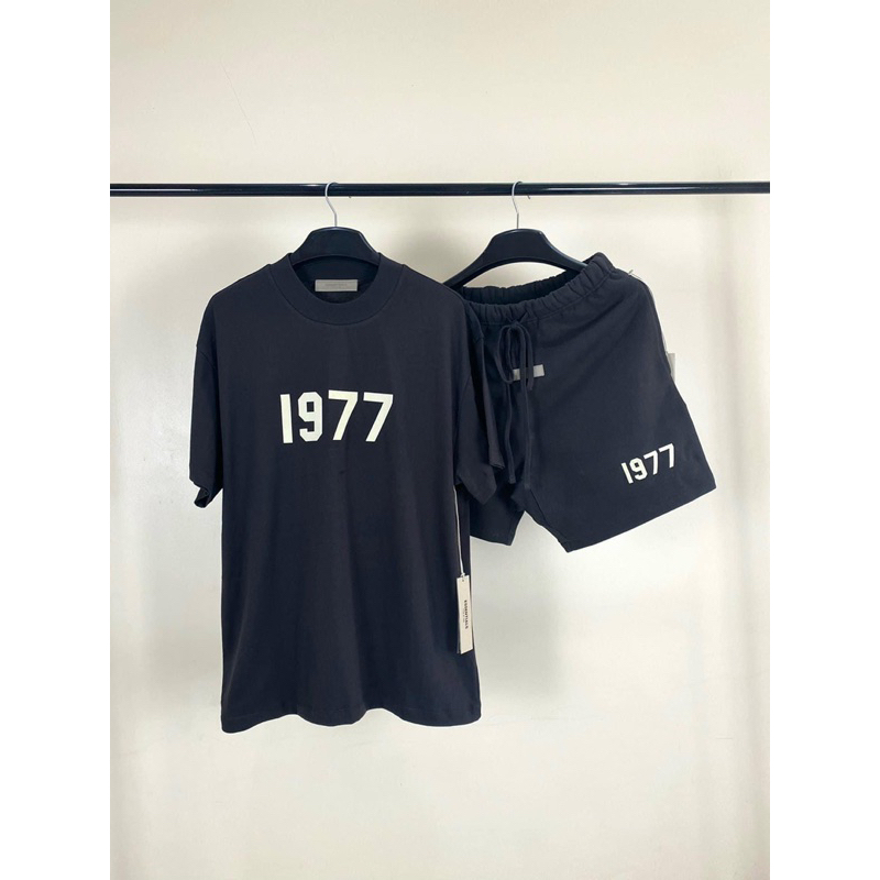 ÁO PHÔNG ESSENTIALS IRON 1977