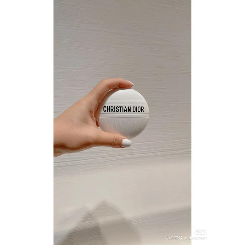 Kem tay Dior Le Baume