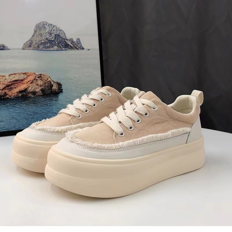 Giày Sneaker Nữ Độn Đế Màu Đen Kem Phong Cách Ulzzang giayBOM B2818