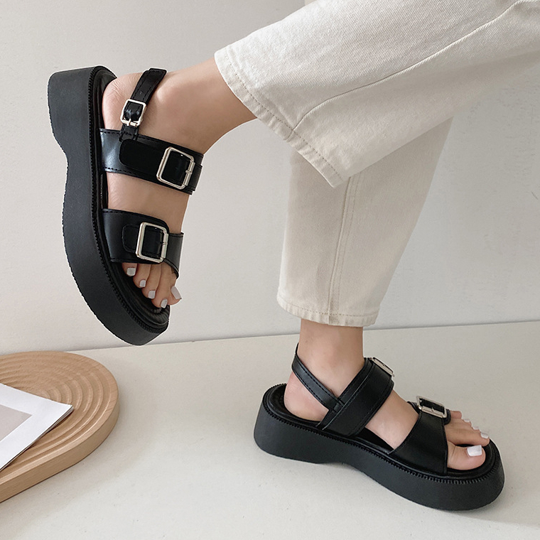 Giày Sandal Nữ Đế Cao Quai Ngang Màu Đen, Kem Nhẹ Êm Thích Hợp Đi Học, Chơi giayBOM GB B2825