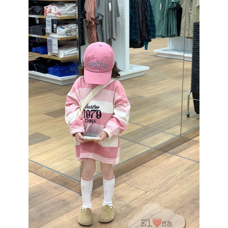 Váy xuông kẻ hồng dài tay cho bé gái