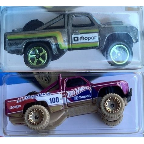 Xe mô hình Hot Wheels '87 Dodge D100