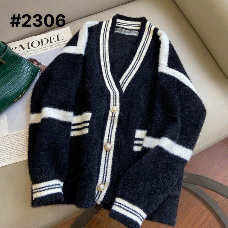 Áo khoác len, áo cardigan nữ thời trang phối đen trắng hàng QC