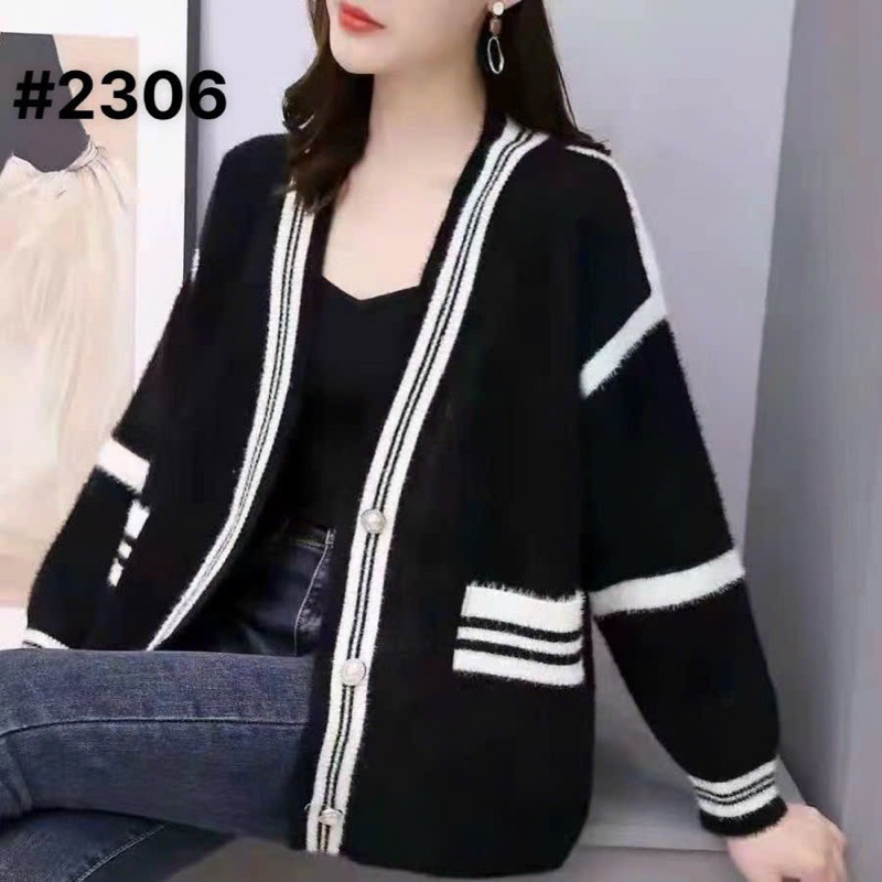Áo khoác len, áo cardigan nữ thời trang phối đen trắng hàng QC