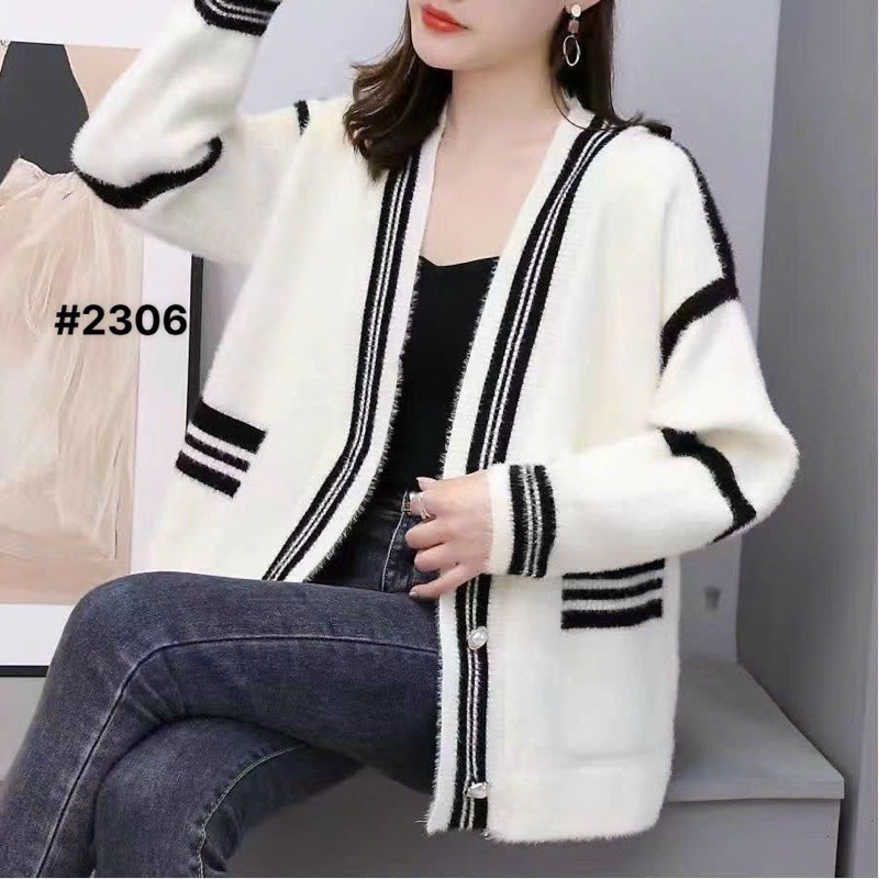 Áo khoác len, áo cardigan nữ thời trang phối đen trắng hàng QC