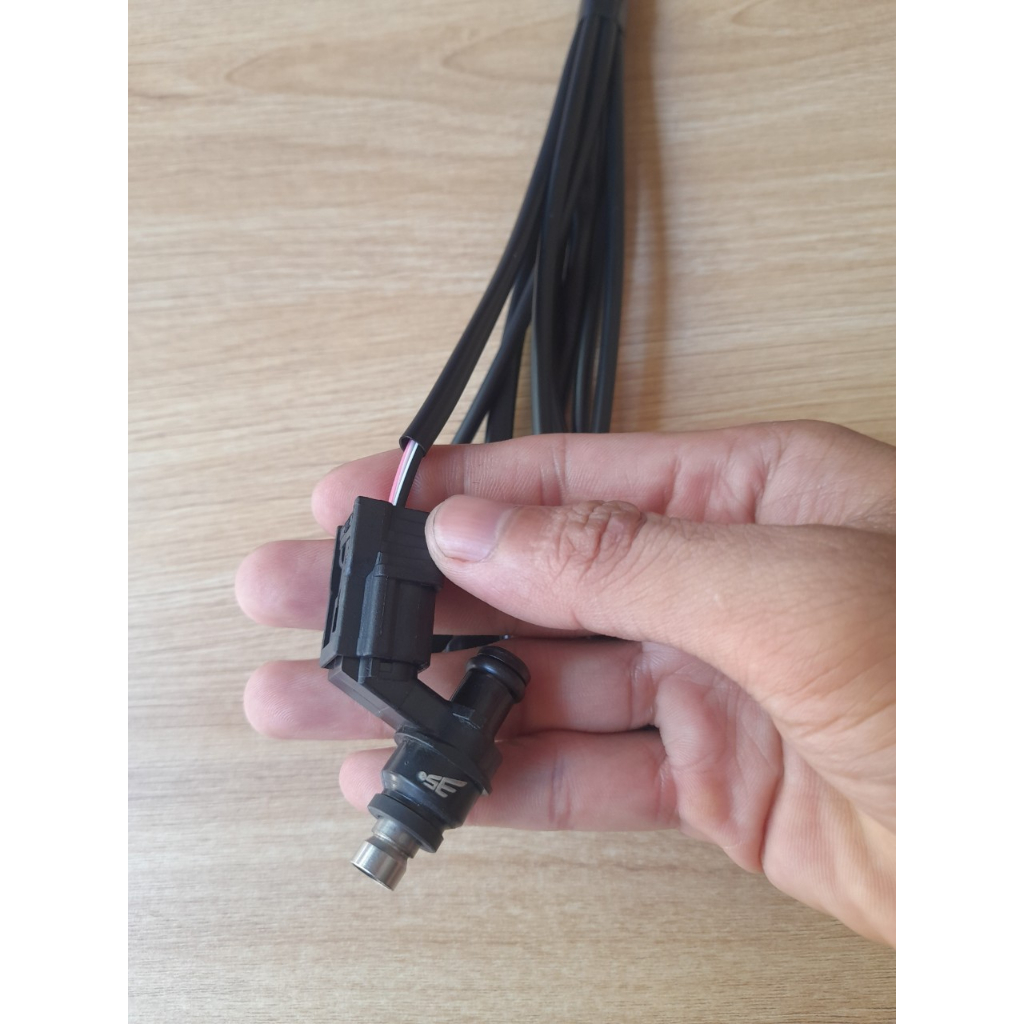 Giắc Cắm Kim Phun