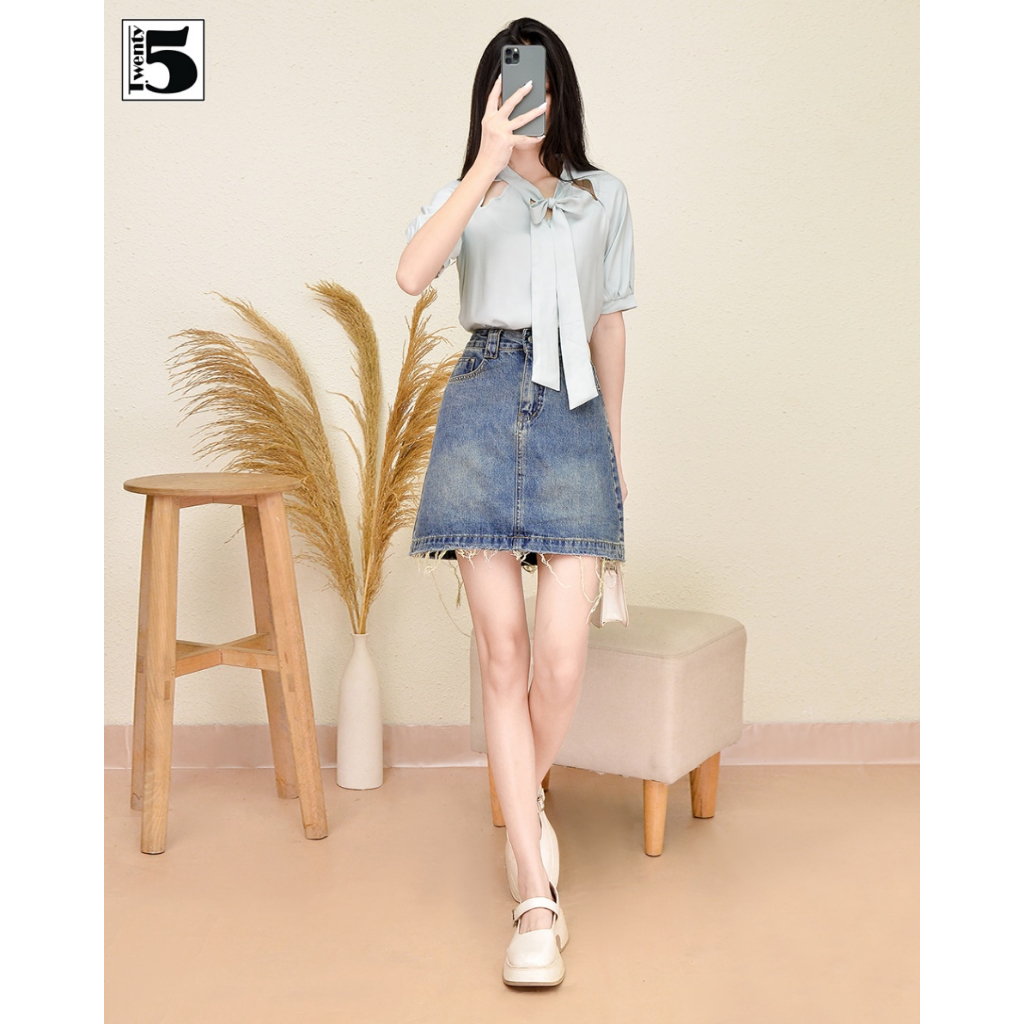 Chân váy Jeans chữ A,gấu tua rua ít Twenty.Five 4936