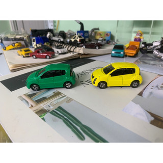 Xe mô hình tomica toyota will cypha