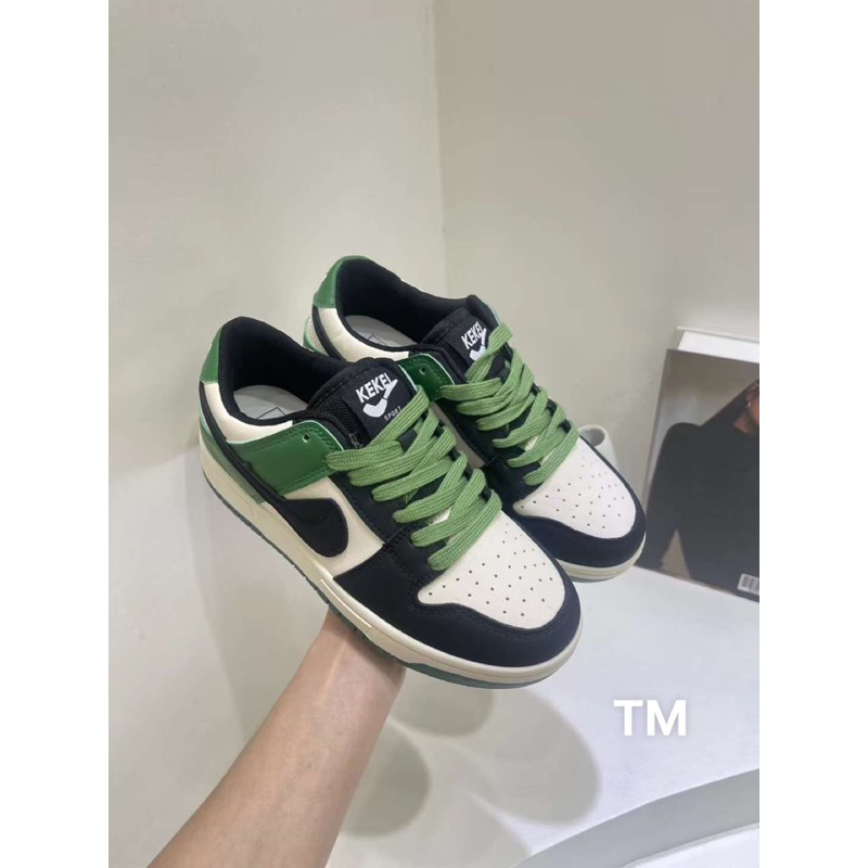 Sneaker phối màu mũi tròn đế êm