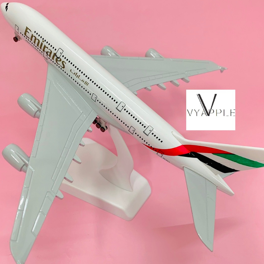 Mô Hình Máy Bay Kim Loại A380 EMIRATES Cao Cấp 20cm (Có Bánh Xe + Đế Trưng)