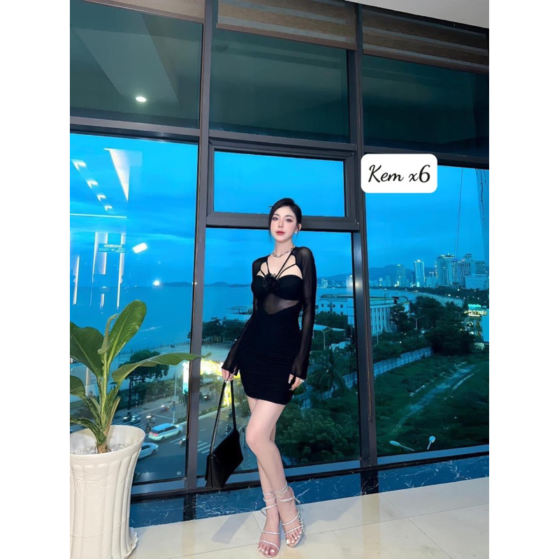 Váy body lưới kèm hoa đính ngực tôn dáng