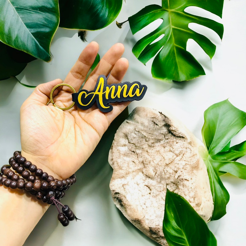 Móc gắn chìa khoá in tên độc lạ, món quà ý nghĩa dành cho người thương