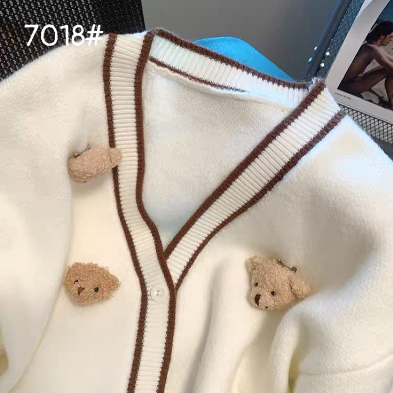 Áo khoác len, khoác cardigan nữ đính gấu hàng QC