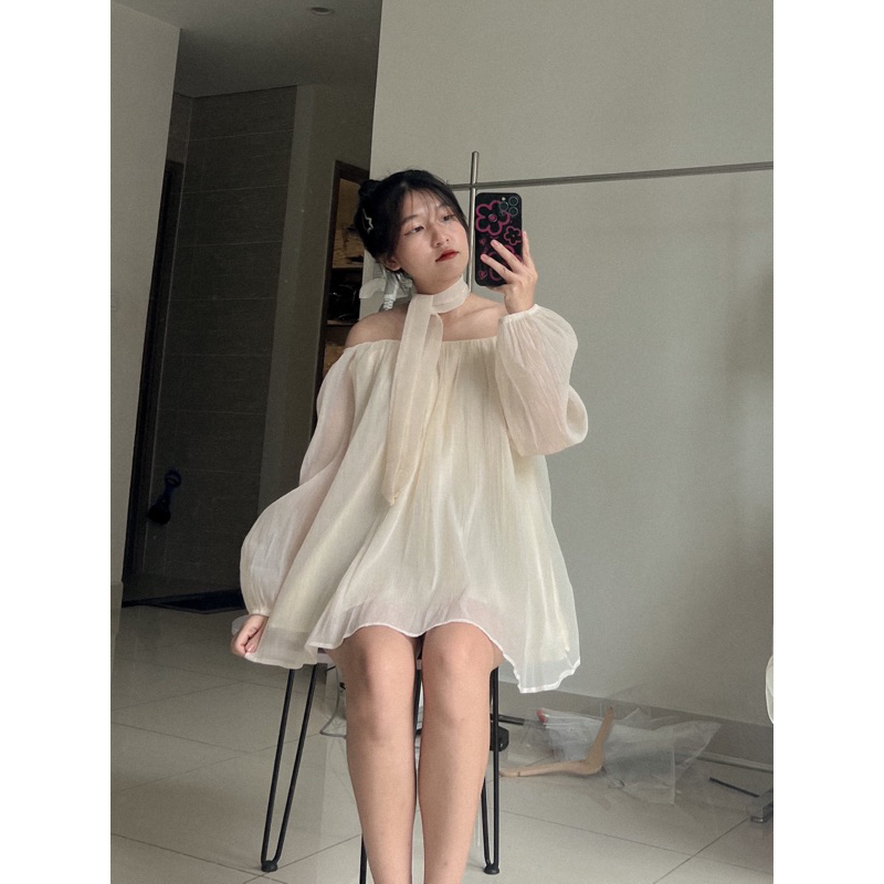 Áo trễ vai bồng bềnh kèm dây tiểu thư baziz closet