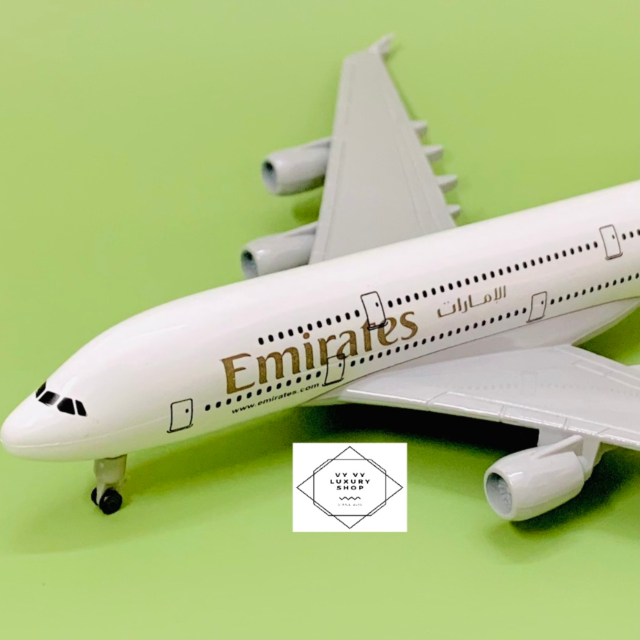 Mô Hình Máy Bay "A380 EMIRATES" 20CM Hợp Kim Cao Cấp Loại 1 (Fullbox)