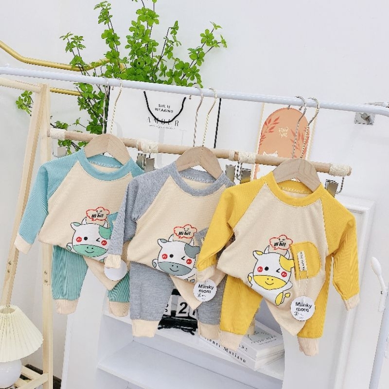 Mẫu mới,bộ quần áo trẻ em dài tay chất len tăm phối mũ thật cho bé 6/17kg