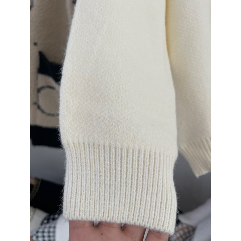 Áo khoác len, khoác cardigan nữ đính gấu hàng QC