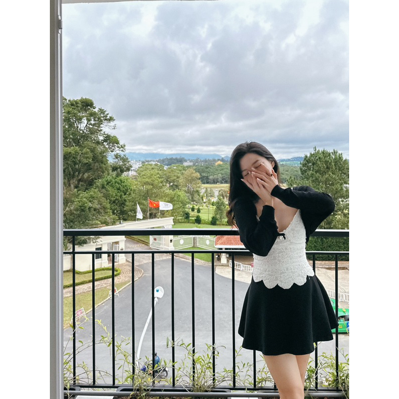 0201 chân váy ngắn dáng xoè lót quần