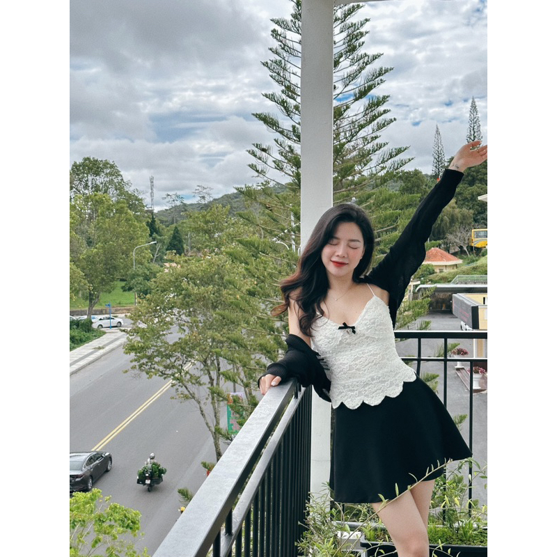 0201 chân váy ngắn dáng xoè lót quần