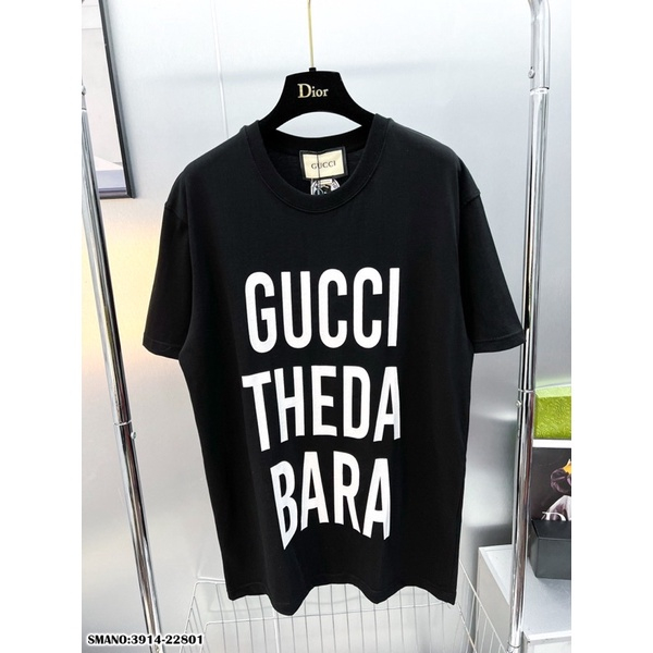 Áo thun nam nữ GUC.CI BARA pha màu đen trắng in chữ GUCCI trước ngực siêu sang. Áo Phông Unisex Nam Nữ