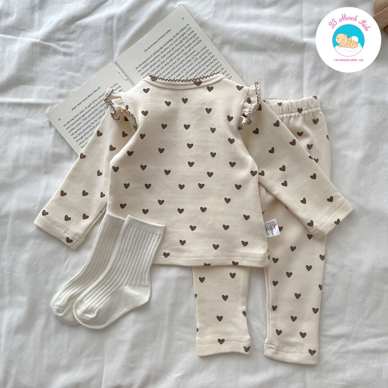 Bộ đồ trái tim tay viền bèo style Hàn cho bé gái hàng QC
