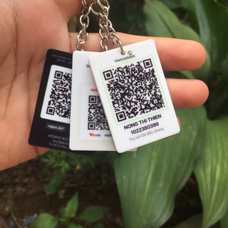 Móc Khoá Mica in mã QR Code in 2 mặt theo yêu cầu